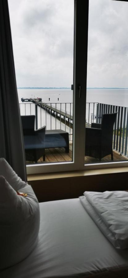 Strandhotel Dranske Ngoại thất bức ảnh