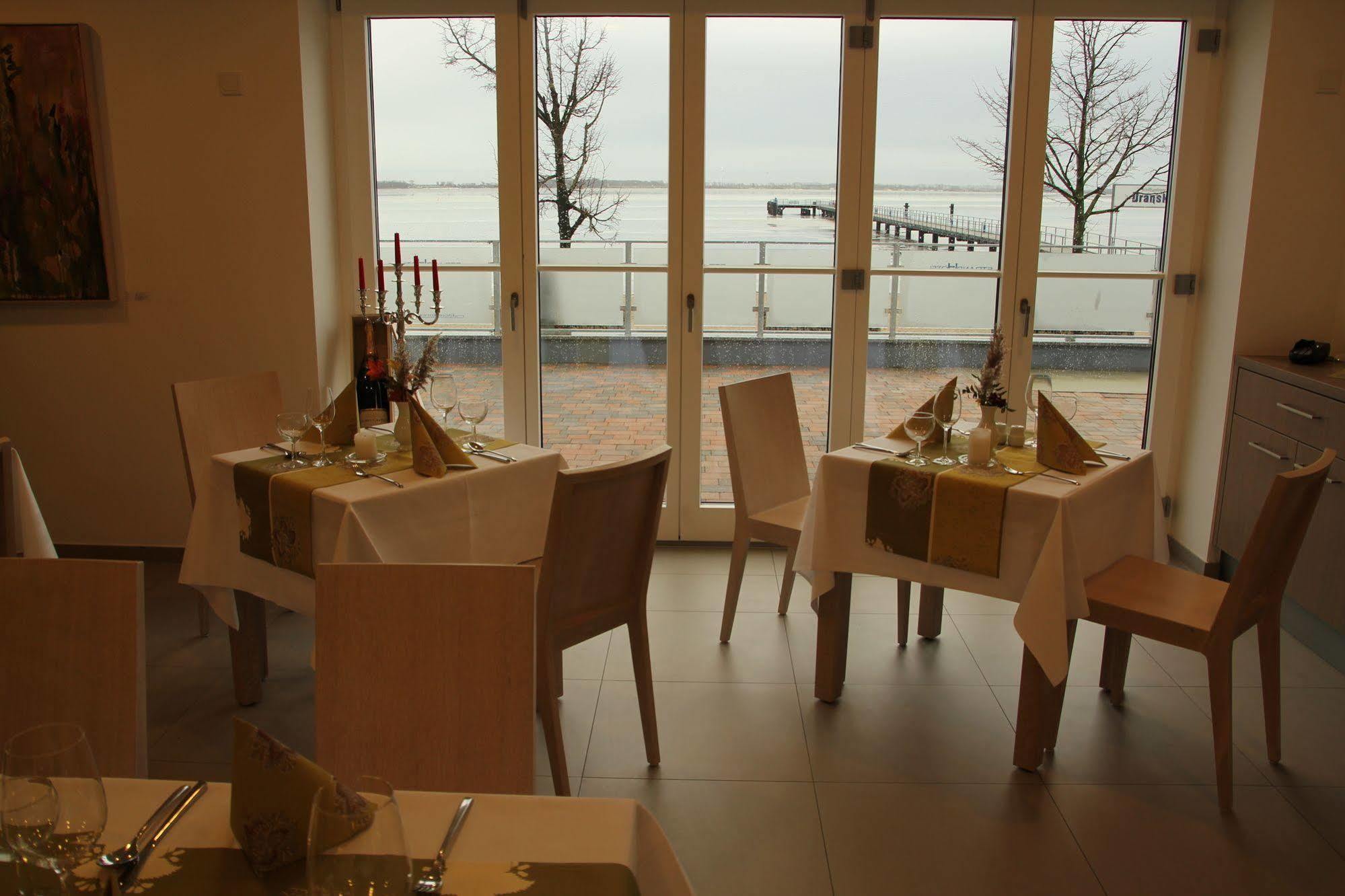 Strandhotel Dranske Ngoại thất bức ảnh
